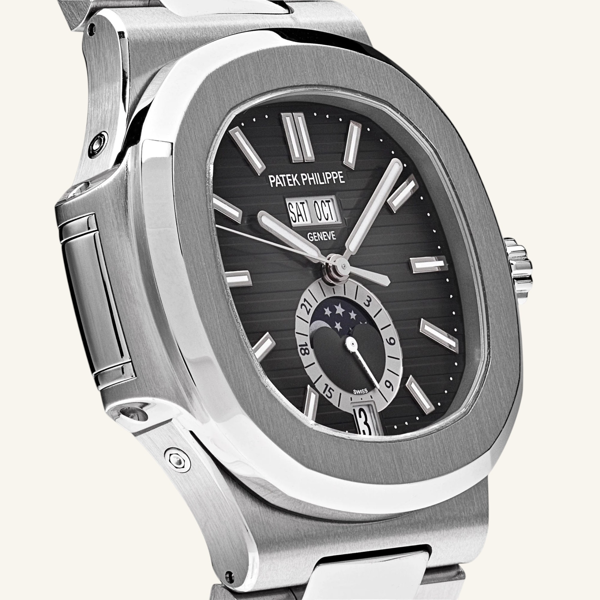 patek-philippe-nautilus-5726-1a-001-annual-calendar-moon-phase-stainless-steel-2017-patek-philippe-3