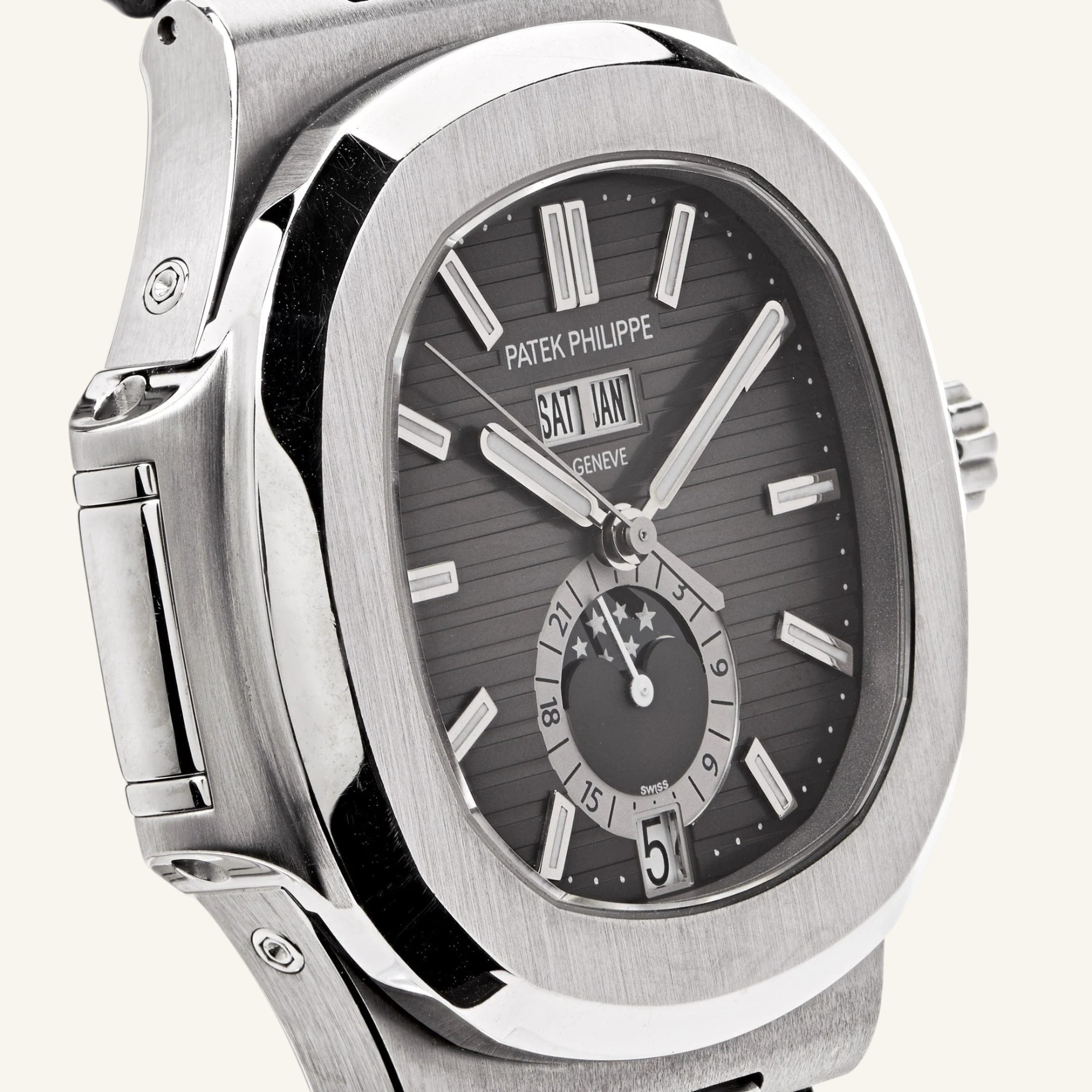 patek-philippe-nautilus-5726a-001-annual-calendar-moon-phase-2020-patek-philippe-3