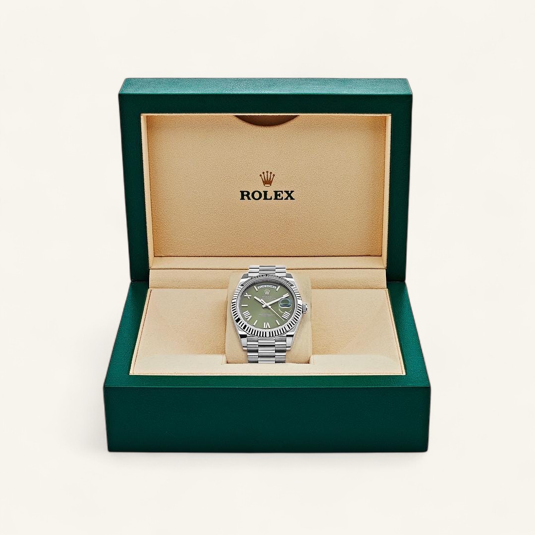 rolex-day-date-40-white-gold-olive-dial-228239-2022-rolex-3